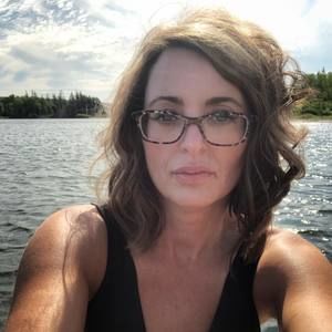 Meet your Posher, Victoria